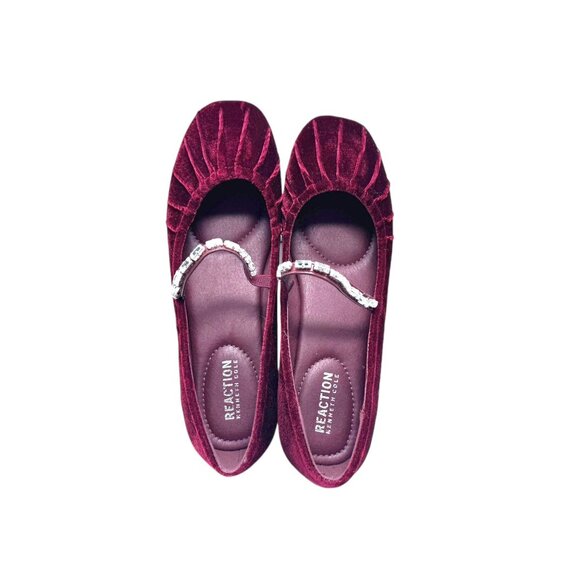 Kenneth Cole Reaction Burgundy Velvet Flats w/ Rhinestone Strap Size 9 NWOB - Picture 1 of 7